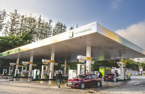 CADE e ANP iniciam investigação em postos após alta de quase 7% no diesel