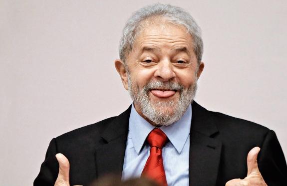Proposta do governo Lula de taxa mínima para entregas por aplicativo gera debate e pode encarecer pedidos