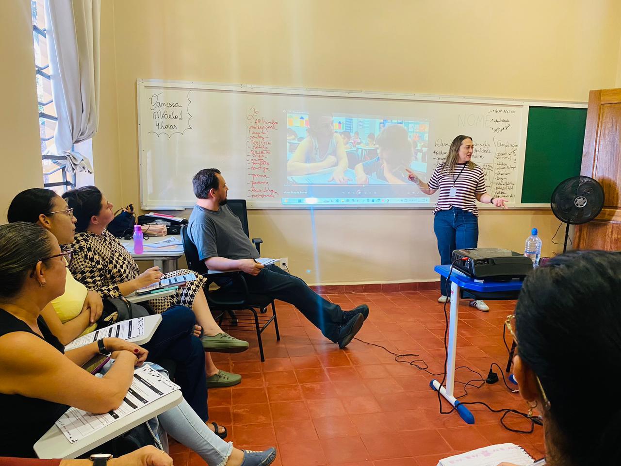 Prefeitura promove capacitação para professores dos anos iniciais da Rede Municipal